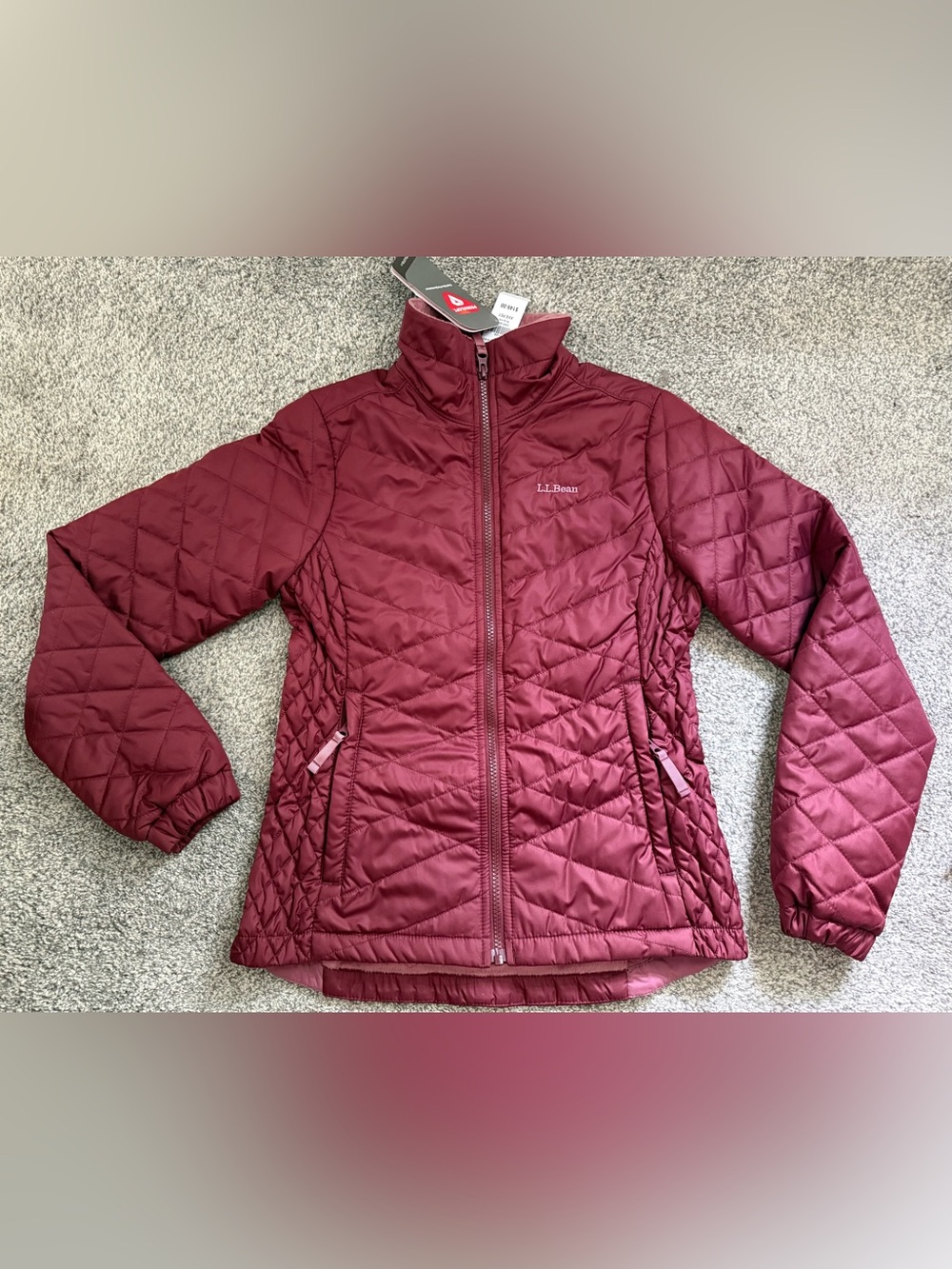 L.L. Bean primaloft Quilted Jacket in burgundy Women’s XXS (nwt)